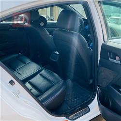 هیۆندای ئەلەنترا